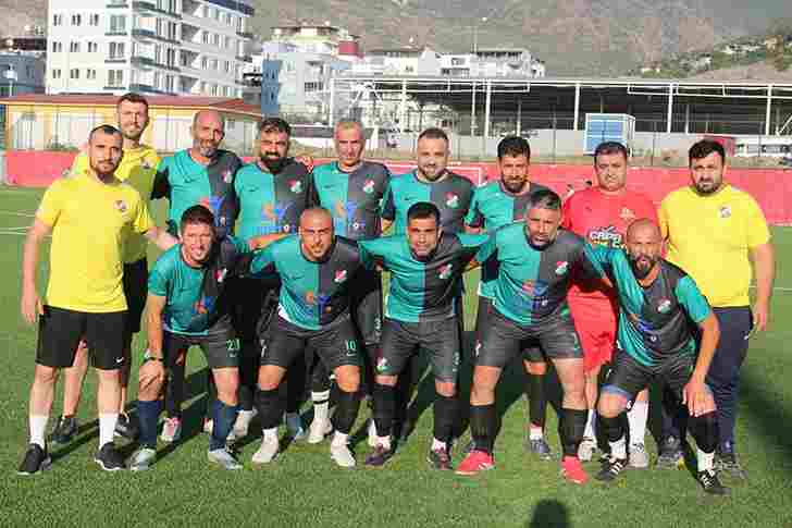 MEYDAN SPOR OĞUZ İNŞAAT 8 DÖRTYOL CUMHURİYET VETERANLAR 3